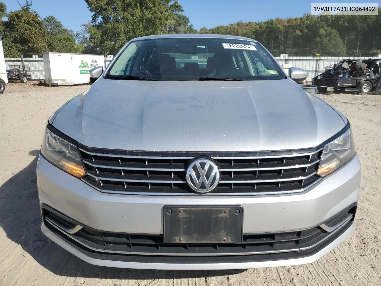 2017 Volkswagen Passat Se VIN: 1VWBT7A31HC064492 Lot: 76022604