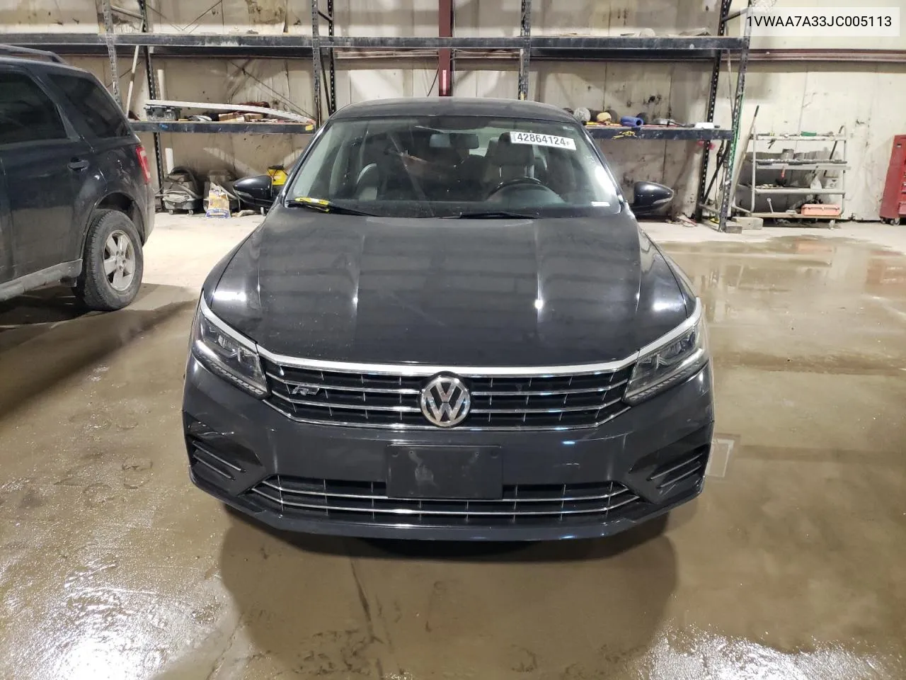 2018 Volkswagen Passat S VIN: 1VWAA7A33JC005113 Lot: 42864124