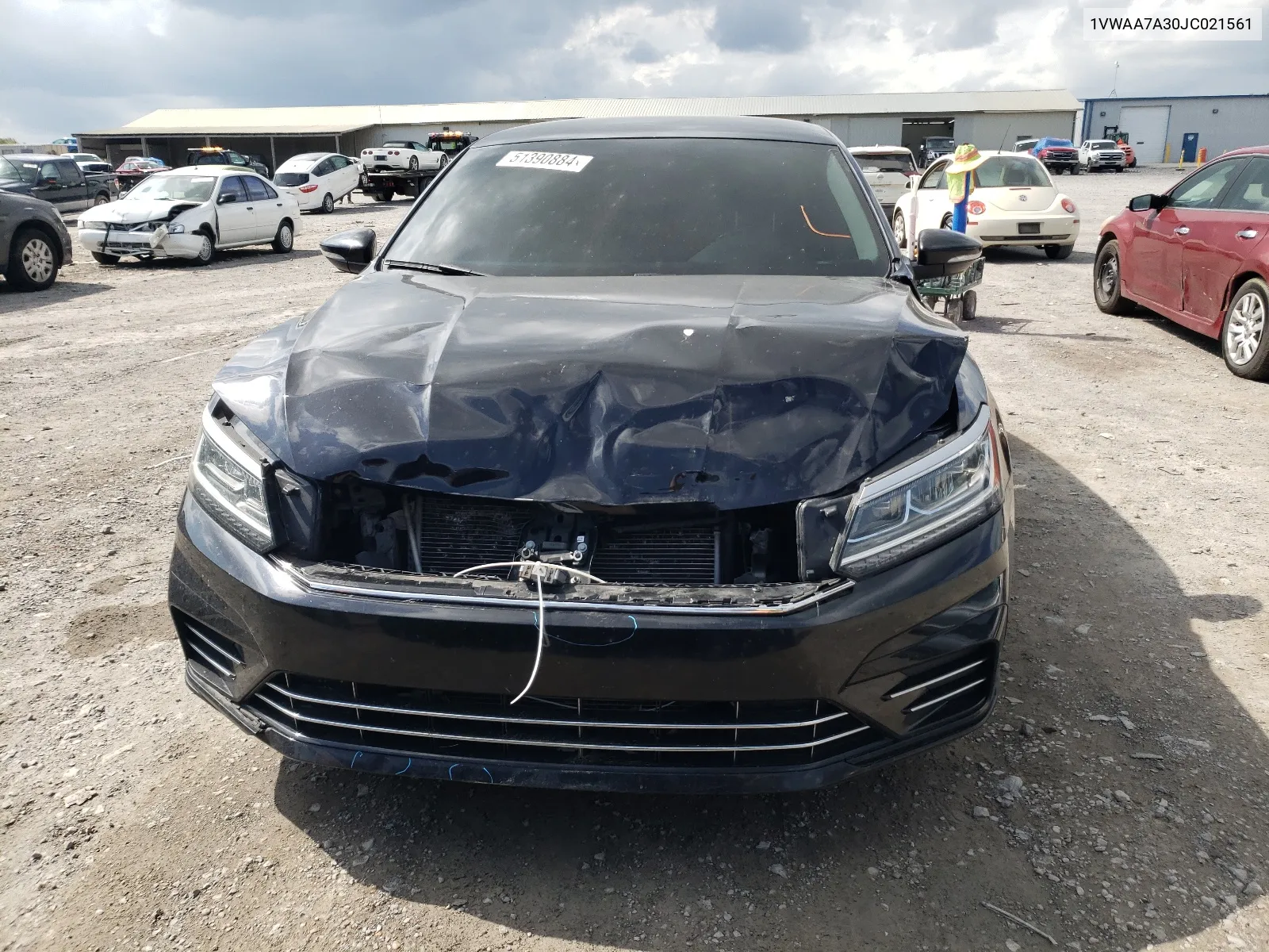 1VWAA7A30JC021561 2018 Volkswagen Passat S