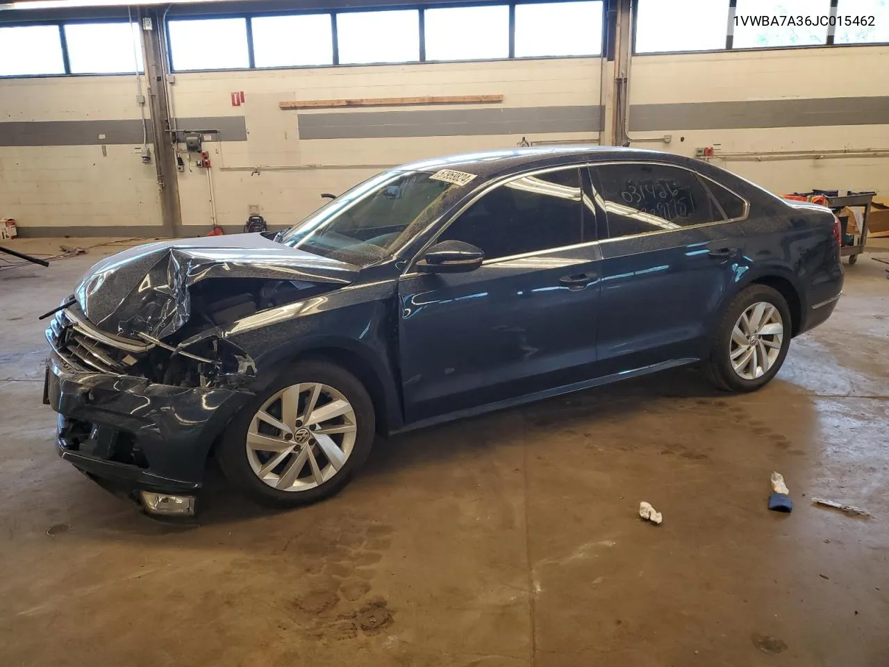 1VWBA7A36JC015462 2018 Volkswagen Passat Se