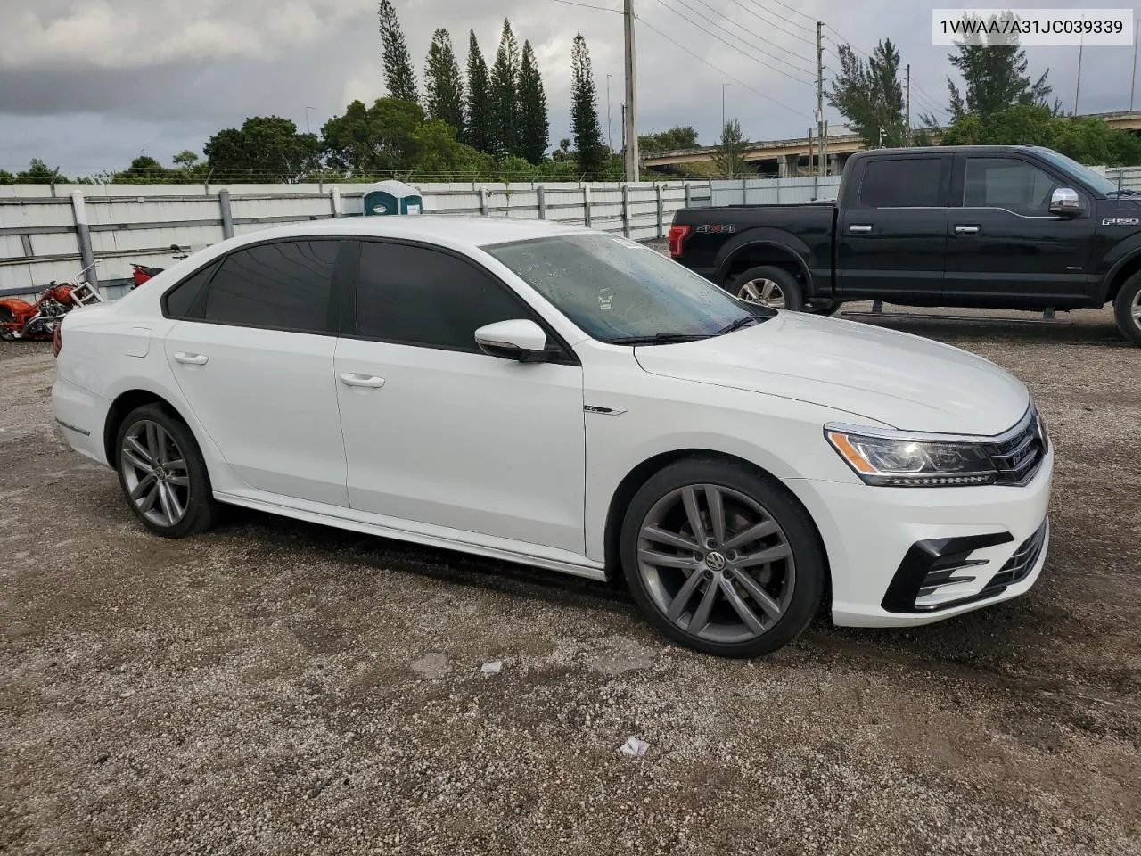 2018 Volkswagen Passat S VIN: 1VWAA7A31JC039339 Lot: 62813024