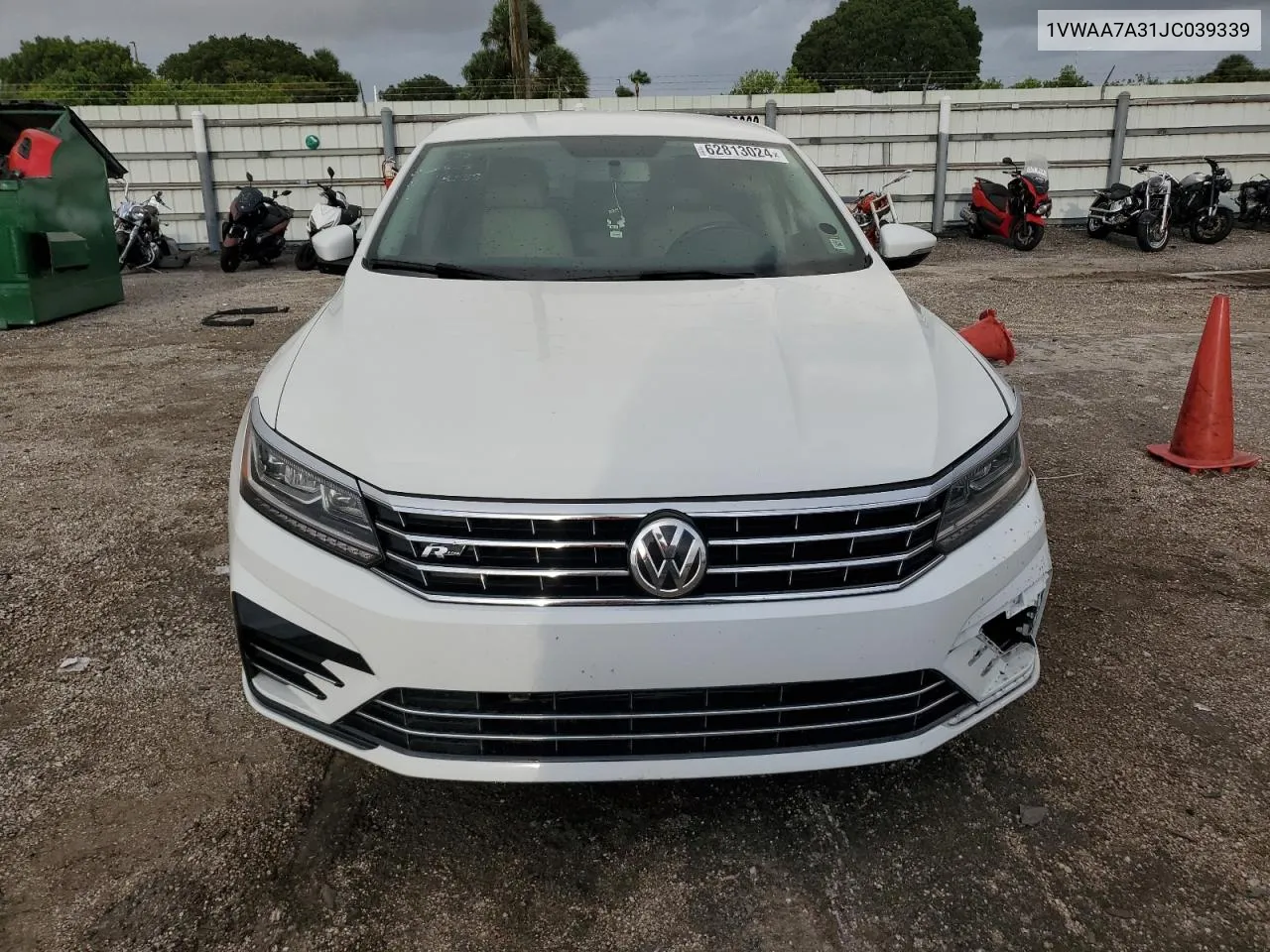 2018 Volkswagen Passat S VIN: 1VWAA7A31JC039339 Lot: 62813024