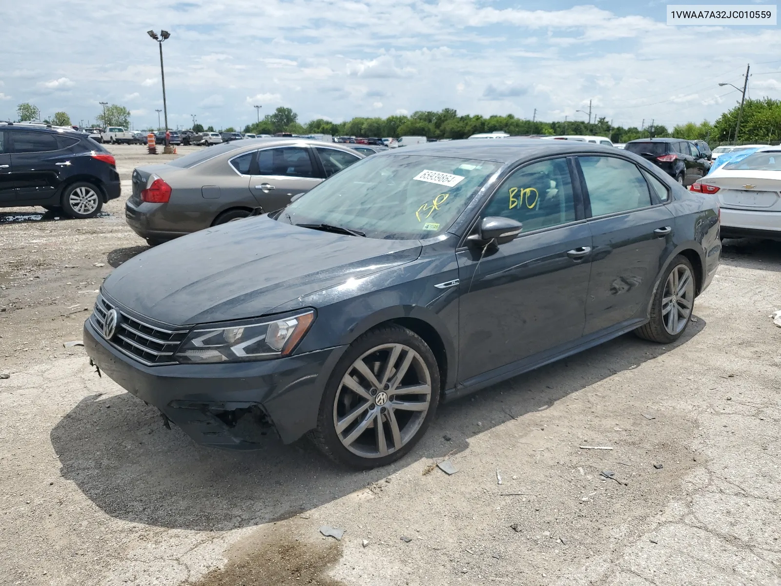 1VWAA7A32JC010559 2018 Volkswagen Passat S