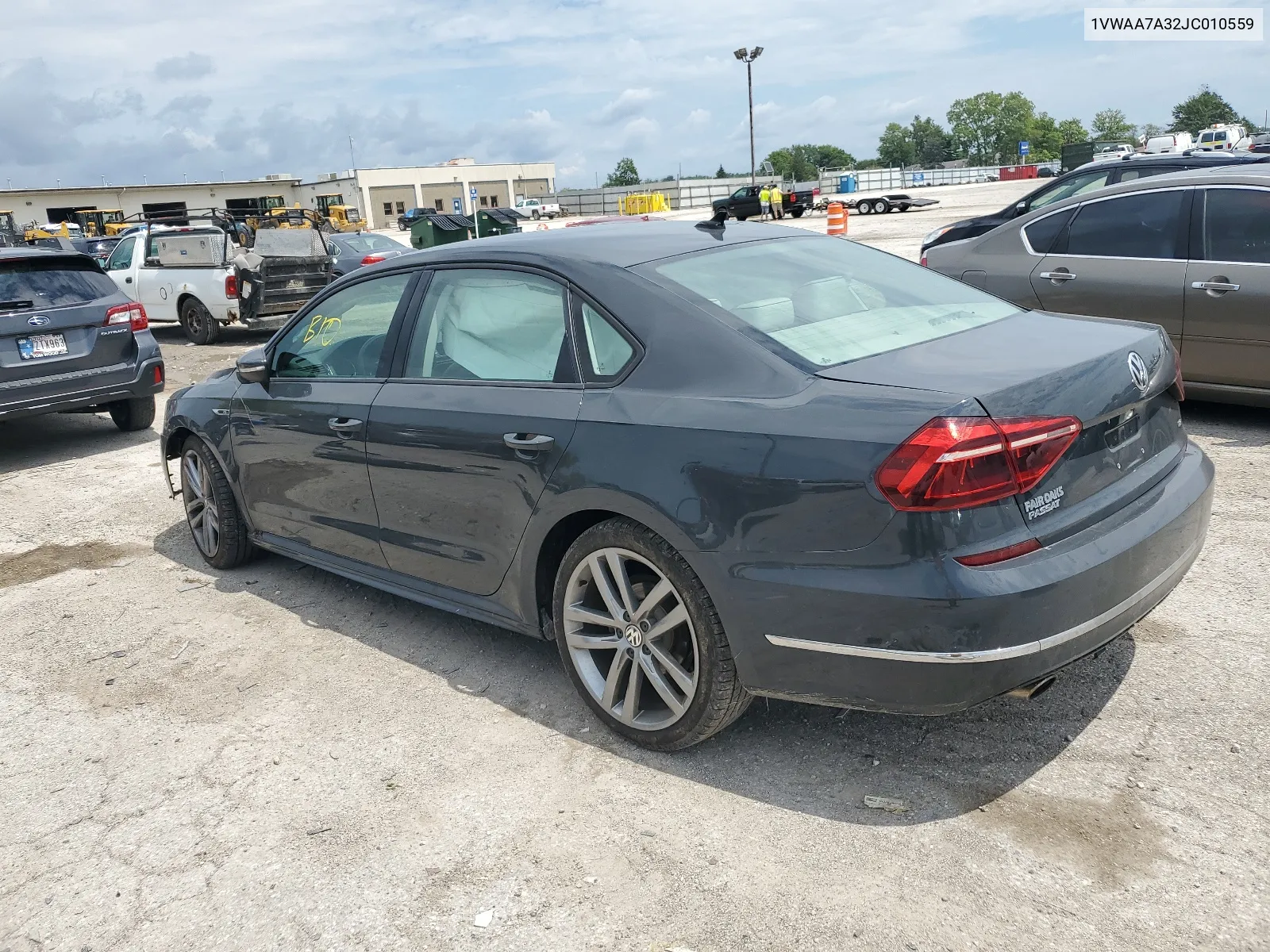 1VWAA7A32JC010559 2018 Volkswagen Passat S