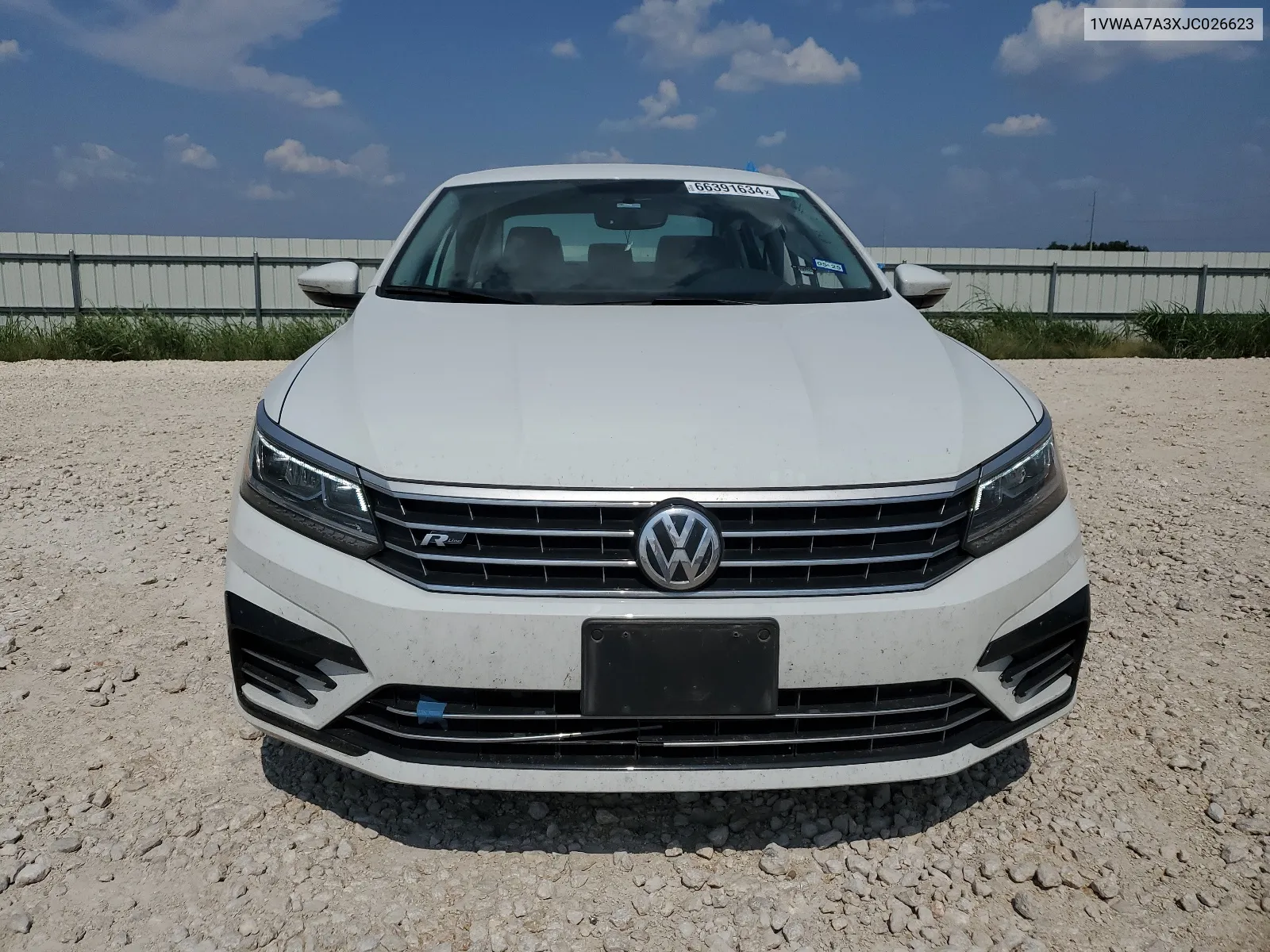 2018 Volkswagen Passat S VIN: 1VWAA7A3XJC026623 Lot: 66391634