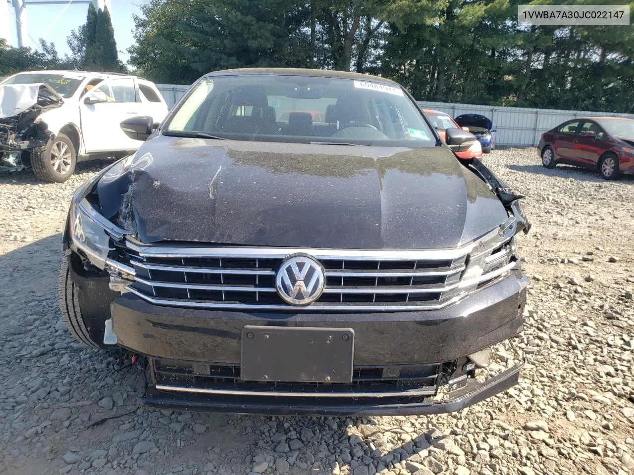 1VWBA7A30JC022147 2018 Volkswagen Passat Se