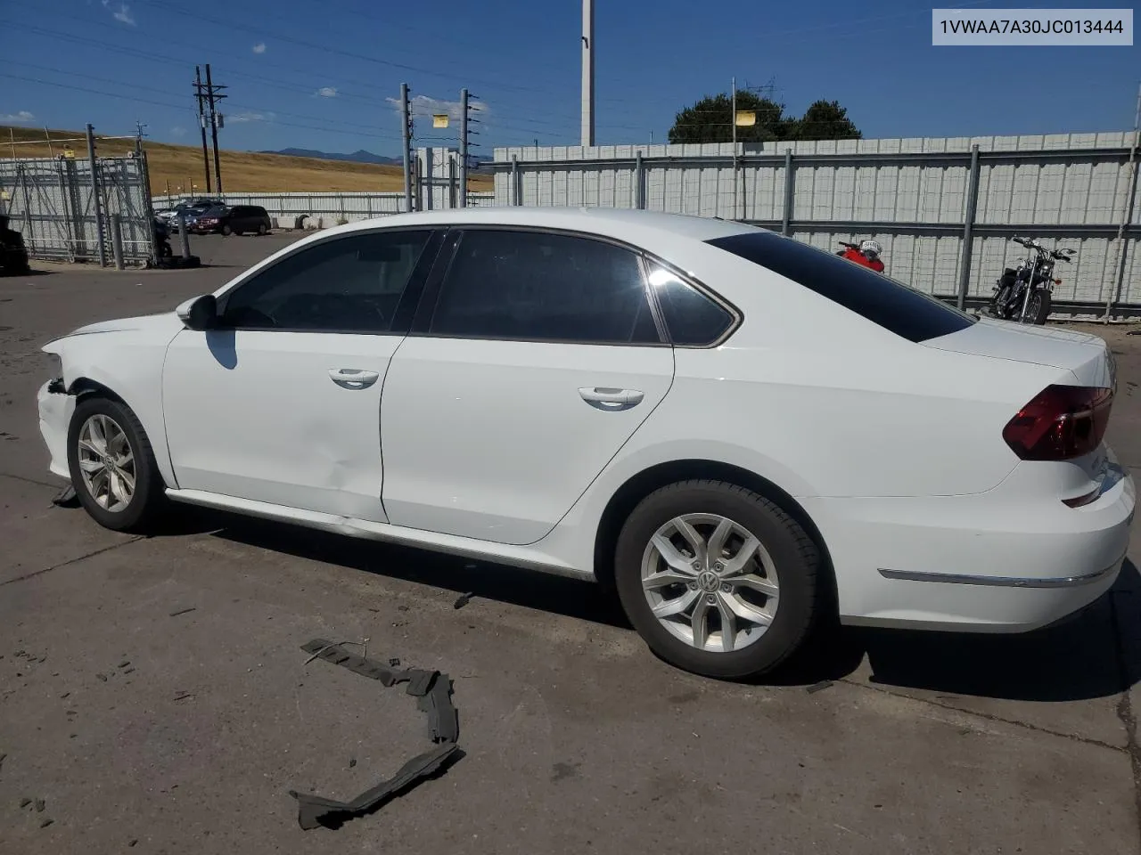 1VWAA7A30JC013444 2018 Volkswagen Passat S