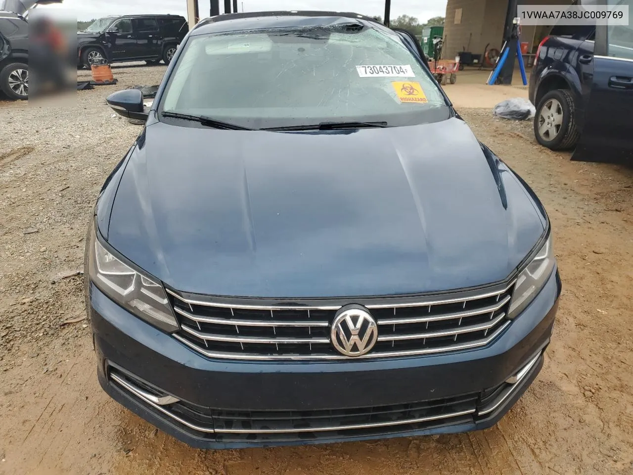 1VWAA7A38JC009769 2018 Volkswagen Passat S