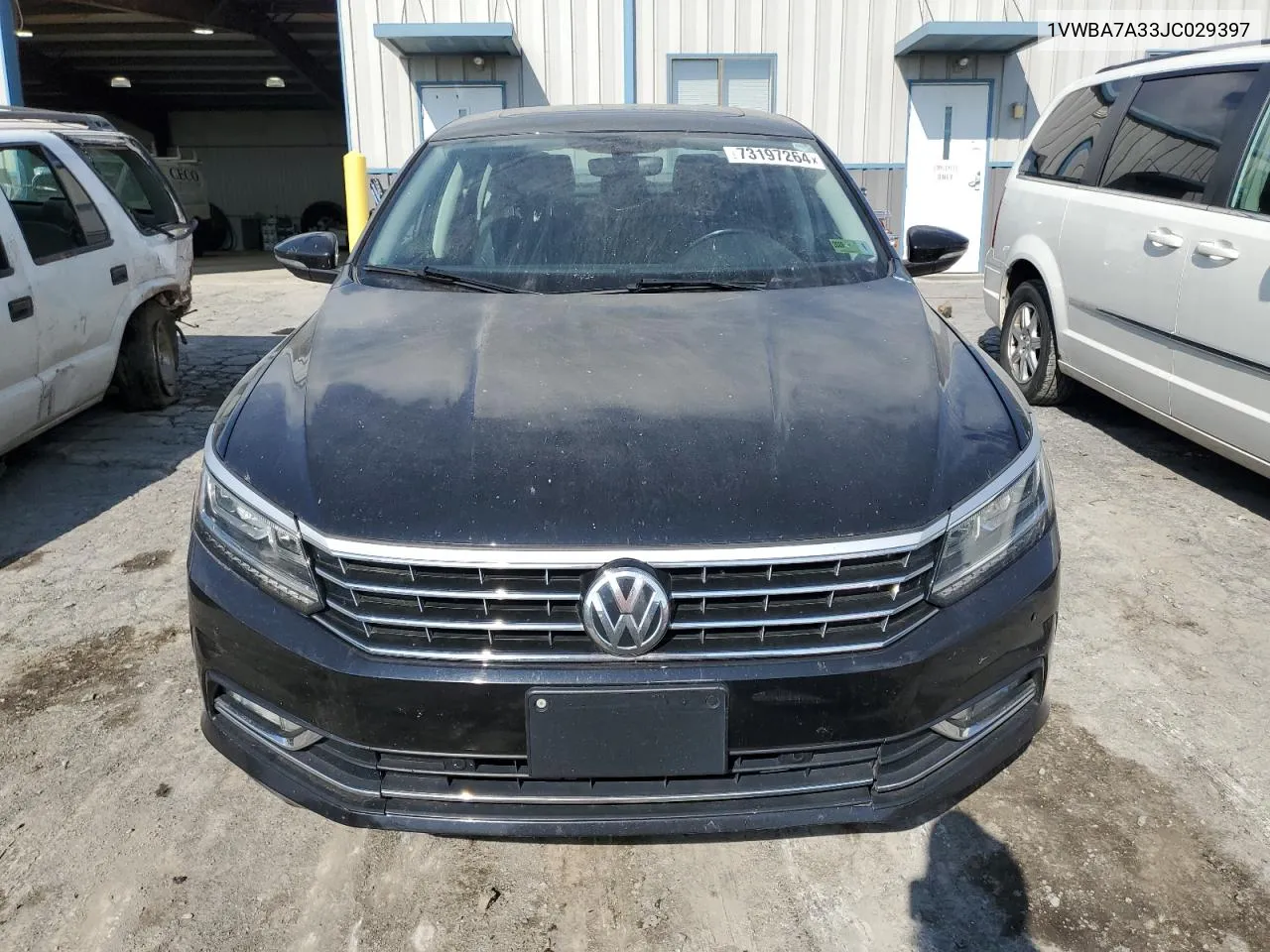 2018 Volkswagen Passat Se VIN: 1VWBA7A33JC029397 Lot: 73197264