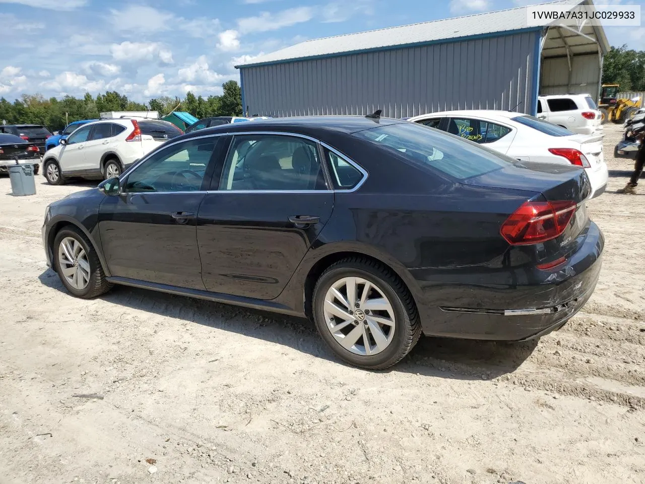 1VWBA7A31JC029933 2018 Volkswagen Passat Se