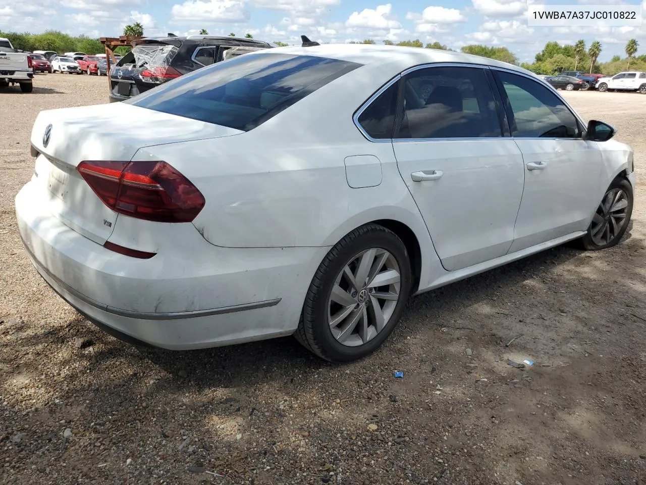 2018 Volkswagen Passat Se VIN: 1VWBA7A37JC010822 Lot: 78032704