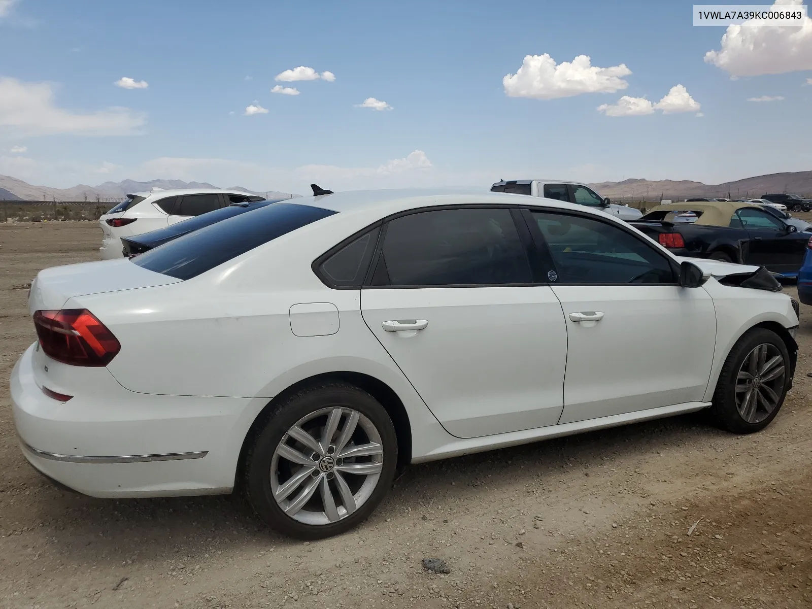 1VWLA7A39KC006843 2019 Volkswagen Passat Wolfsburg