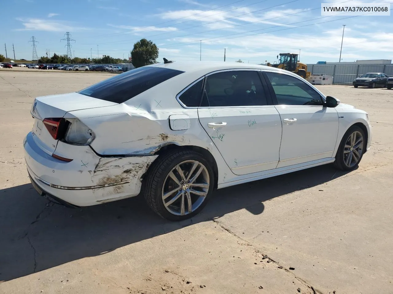 2019 Volkswagen Passat Se R-Line VIN: 1VWMA7A37KC010068 Lot: 79565704