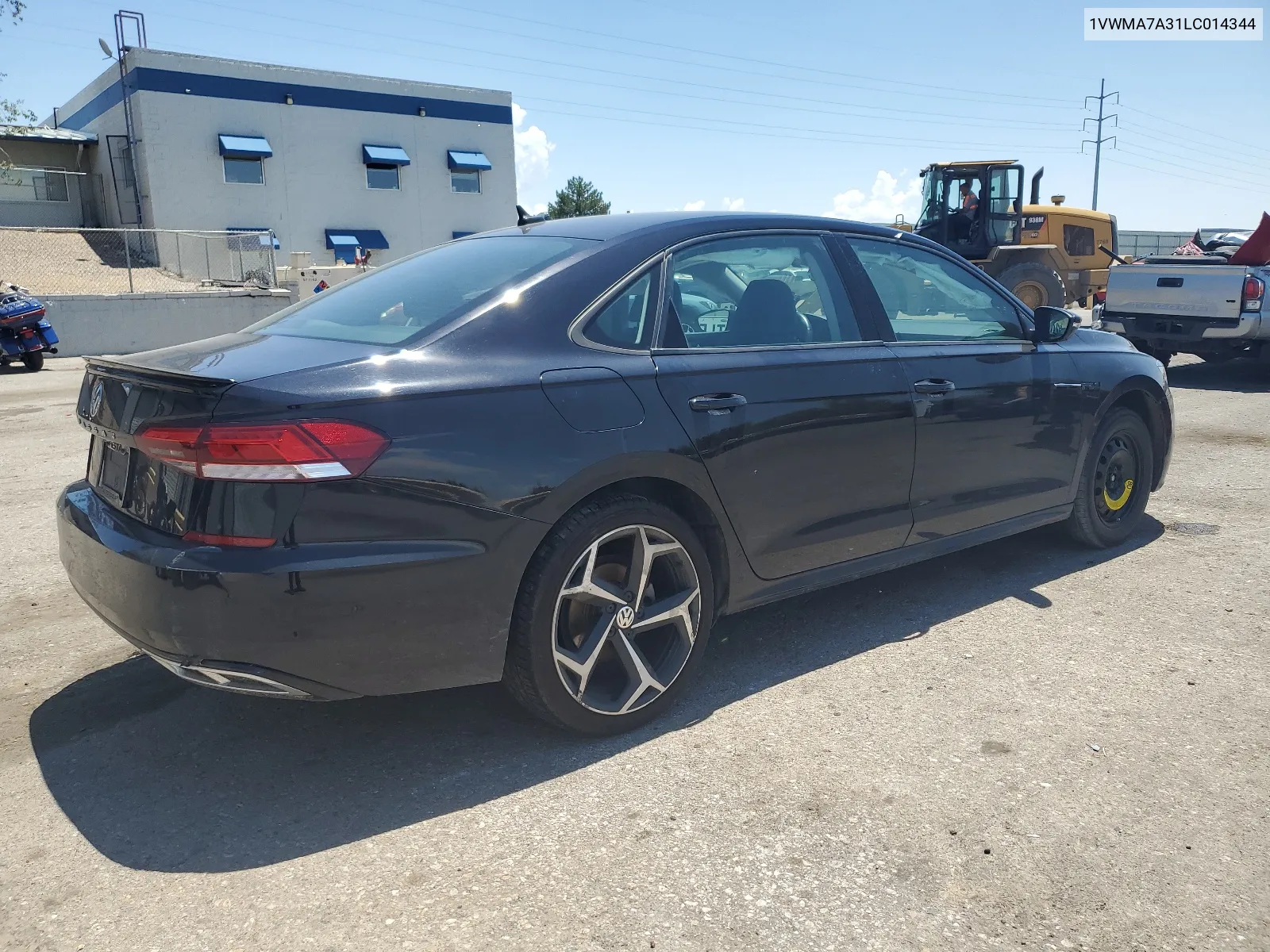 1VWMA7A31LC014344 2020 Volkswagen Passat R-Line