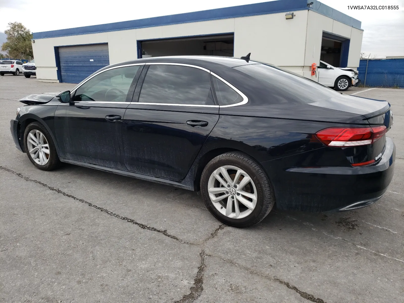 2020 Volkswagen Passat Se VIN: 1VWSA7A32LC018555 Lot: 63611824