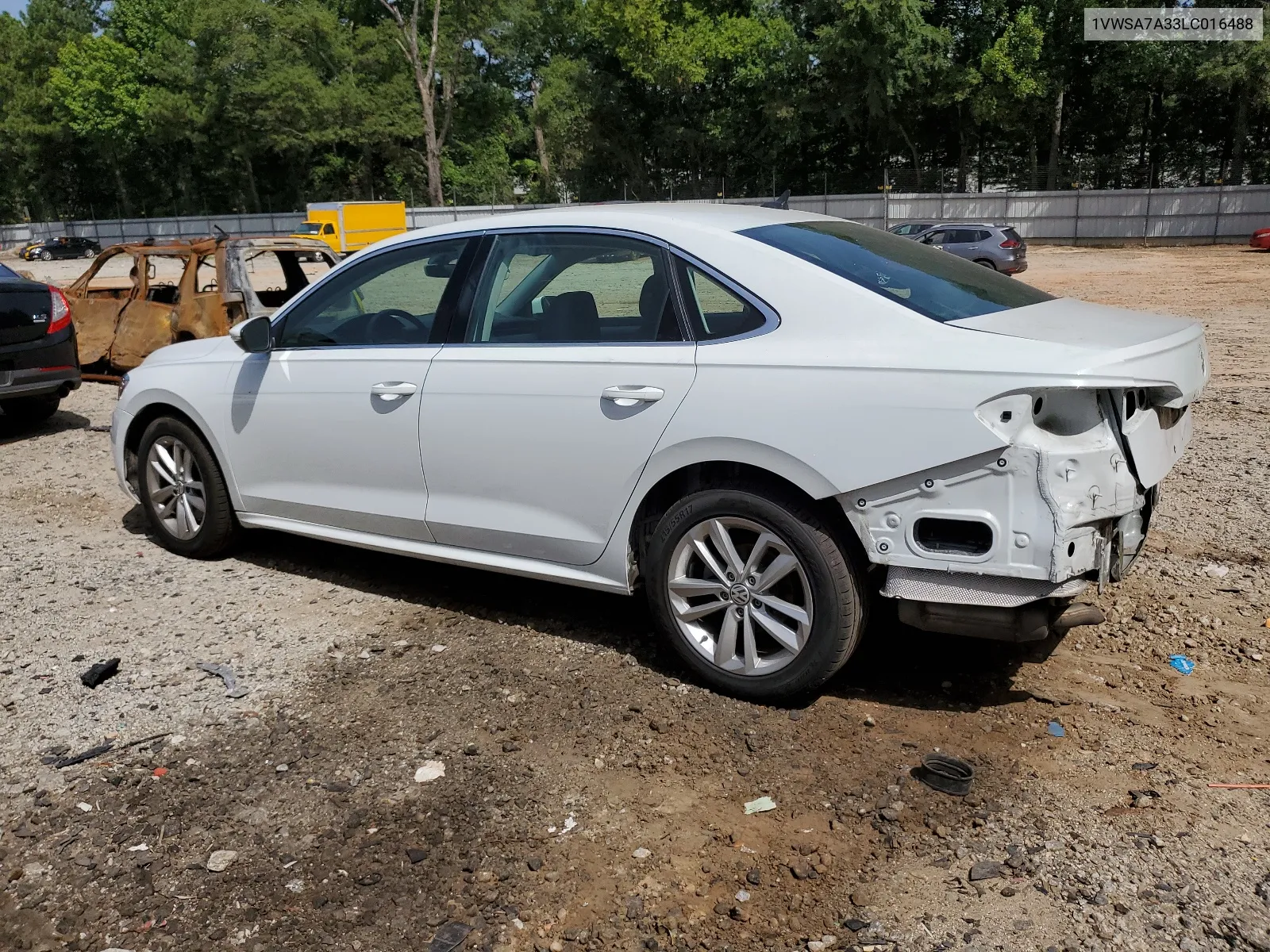 1VWSA7A33LC016488 2020 Volkswagen Passat Se