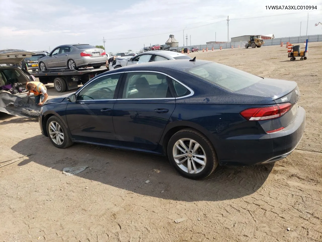 2020 Volkswagen Passat Se VIN: 1VWSA7A3XLC010994 Lot: 70312014