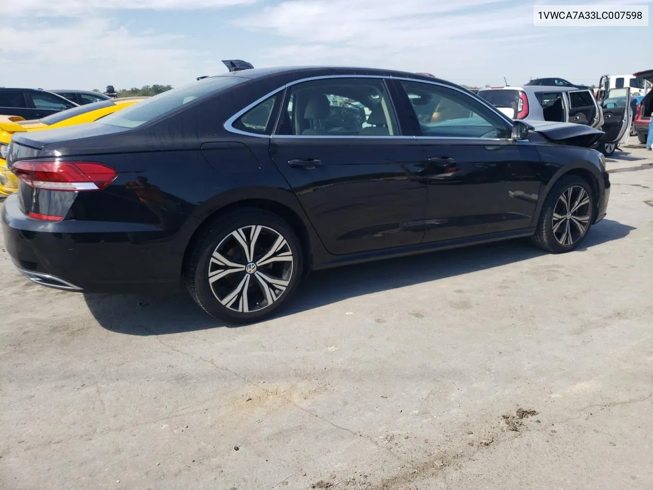 2020 Volkswagen Passat Sel VIN: 1VWCA7A33LC007598 Lot: 74211014