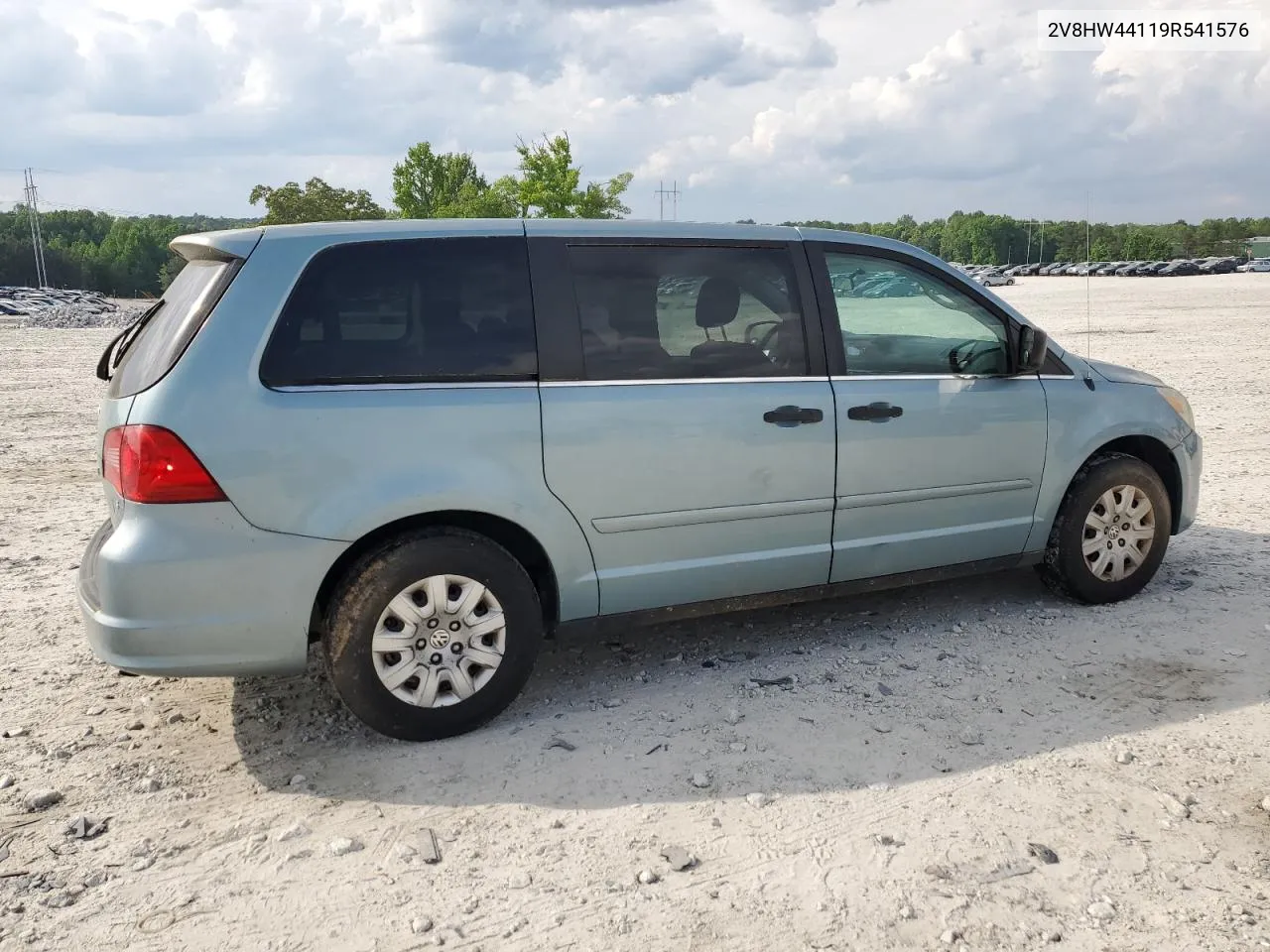 2009 Volkswagen Routan S VIN: 2V8HW44119R541576 Lot: 52958694