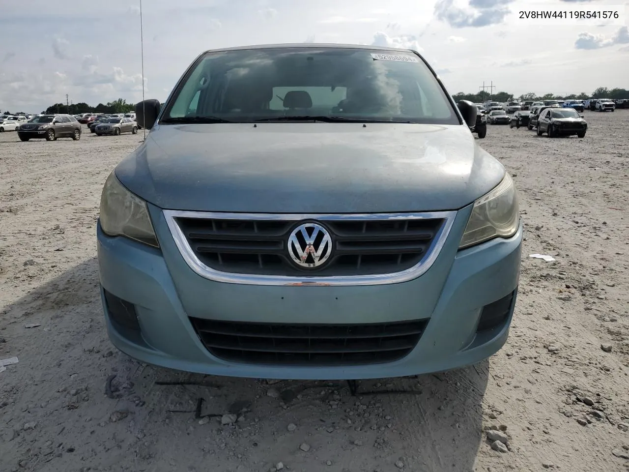 2009 Volkswagen Routan S VIN: 2V8HW44119R541576 Lot: 52958694