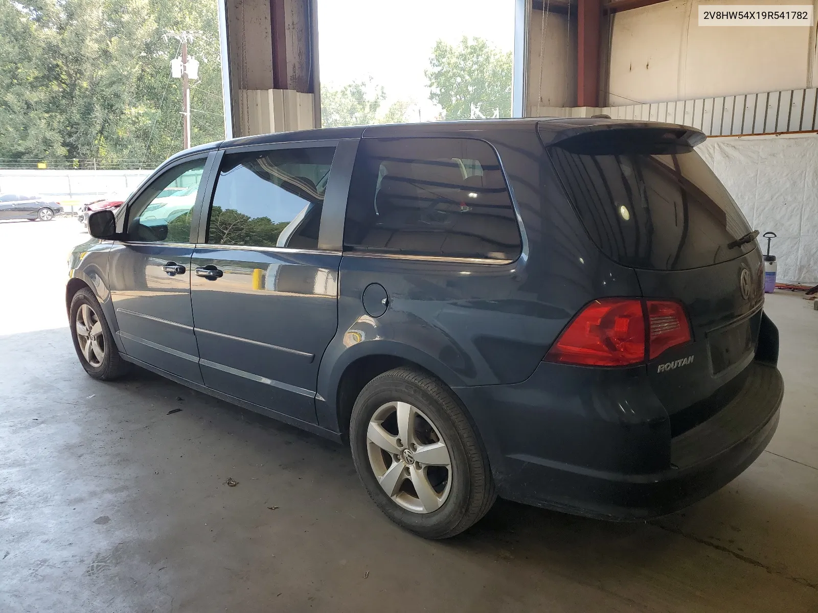 2009 Volkswagen Routan Sel VIN: 2V8HW54X19R541782 Lot: 68276584