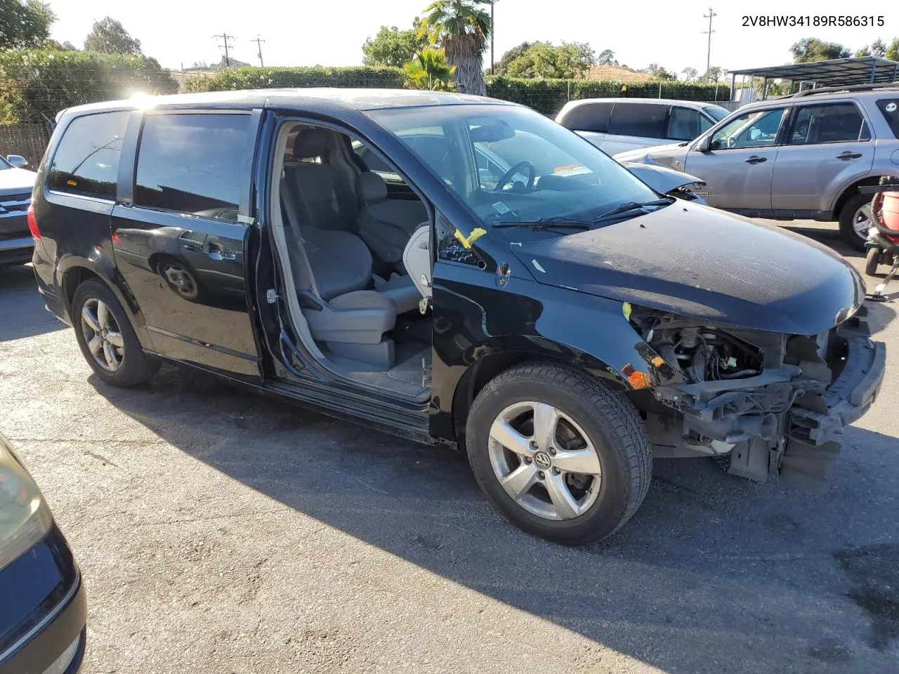 2009 Volkswagen Routan Se VIN: 2V8HW34189R586315 Lot: 71604734