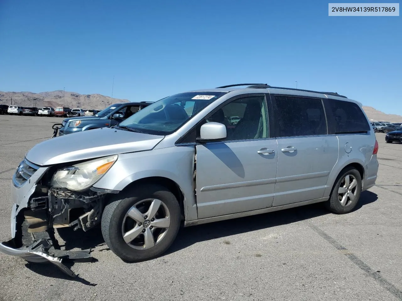 2009 Volkswagen Routan Se VIN: 2V8HW34139R517869 Lot: 72817274