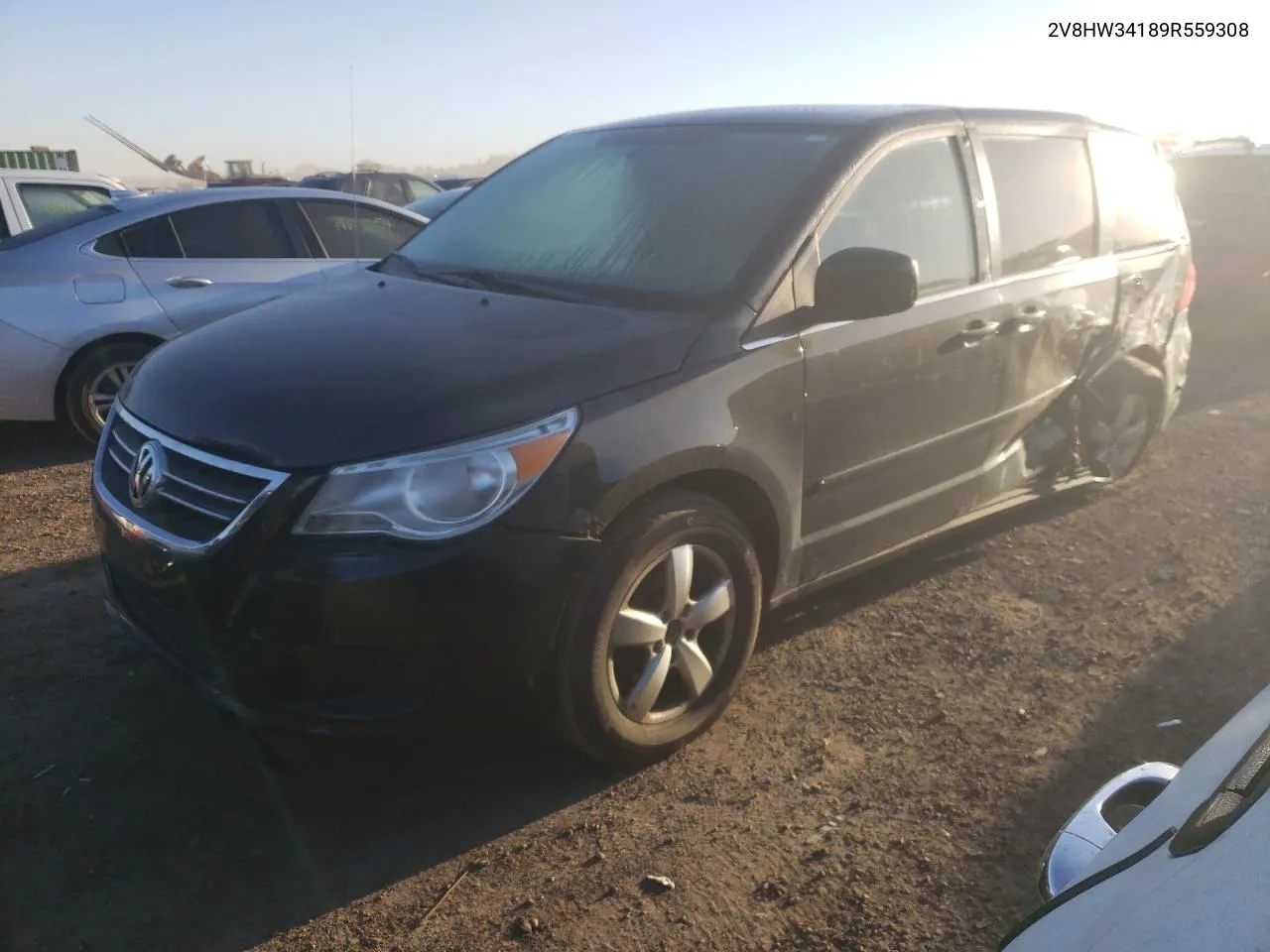 2009 Volkswagen Routan Se VIN: 2V8HW34189R559308 Lot: 73958434