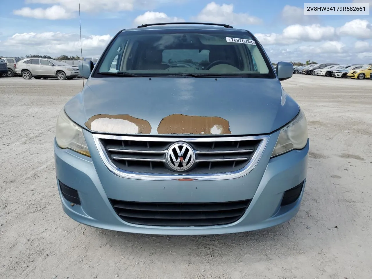 2009 Volkswagen Routan Se VIN: 2V8HW34179R582661 Lot: 76976364