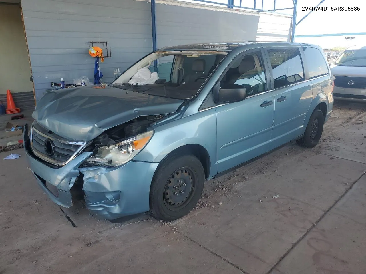 2010 Volkswagen Routan S VIN: 2V4RW4D16AR305886 Lot: 66039854