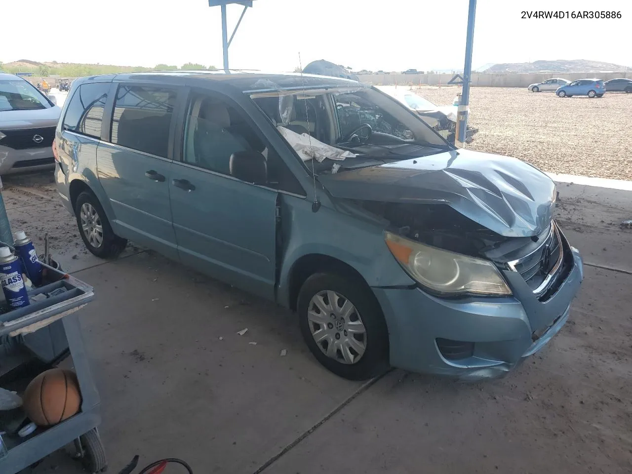 2010 Volkswagen Routan S VIN: 2V4RW4D16AR305886 Lot: 66039854