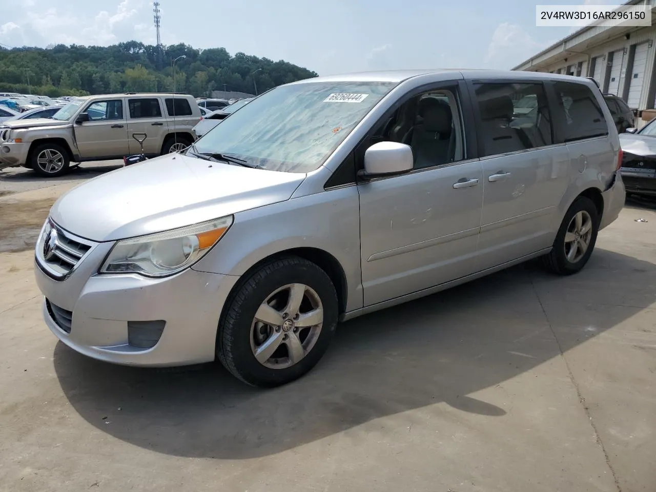 2V4RW3D16AR296150 2010 Volkswagen Routan Se