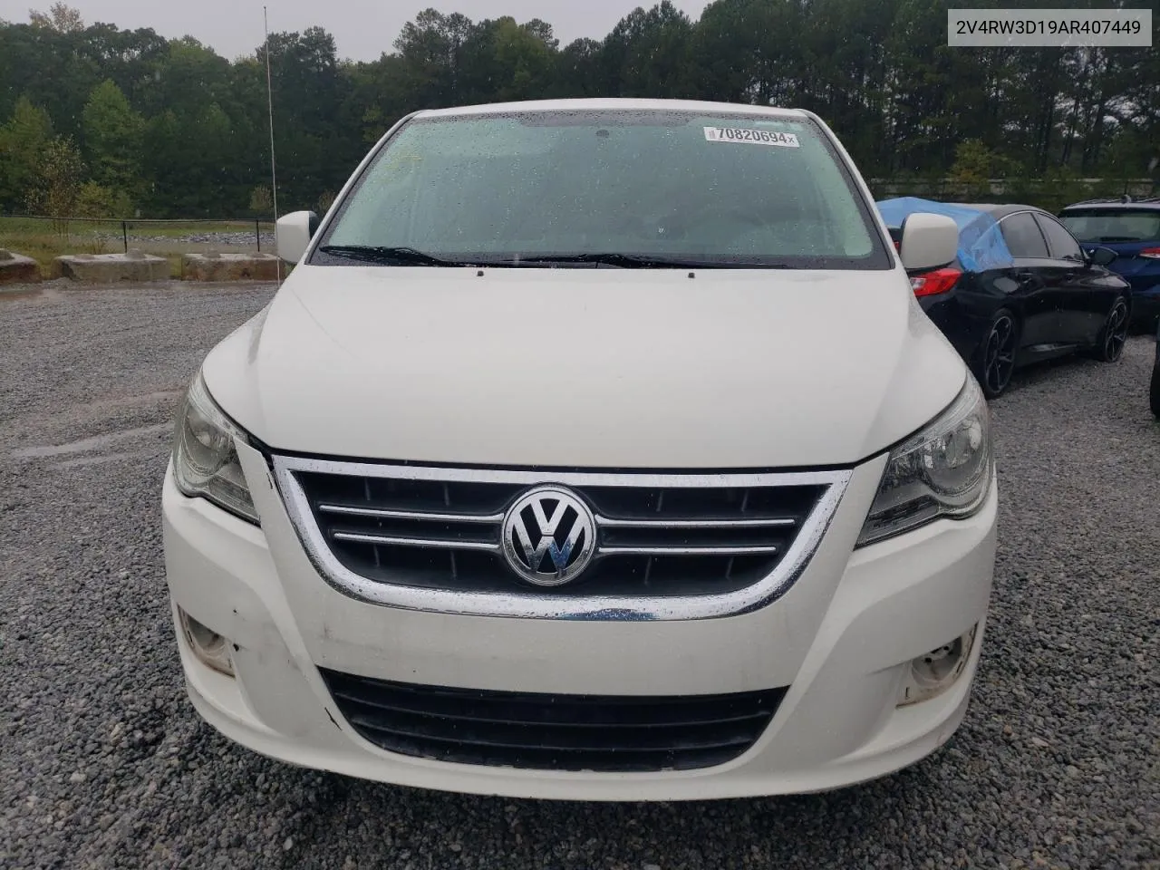 2010 Volkswagen Routan Se VIN: 2V4RW3D19AR407449 Lot: 70820694