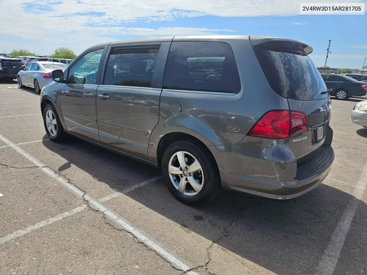 2010 Volkswagen Routan Se VIN: 2V4RW3D15AR281705 Lot: 73584644