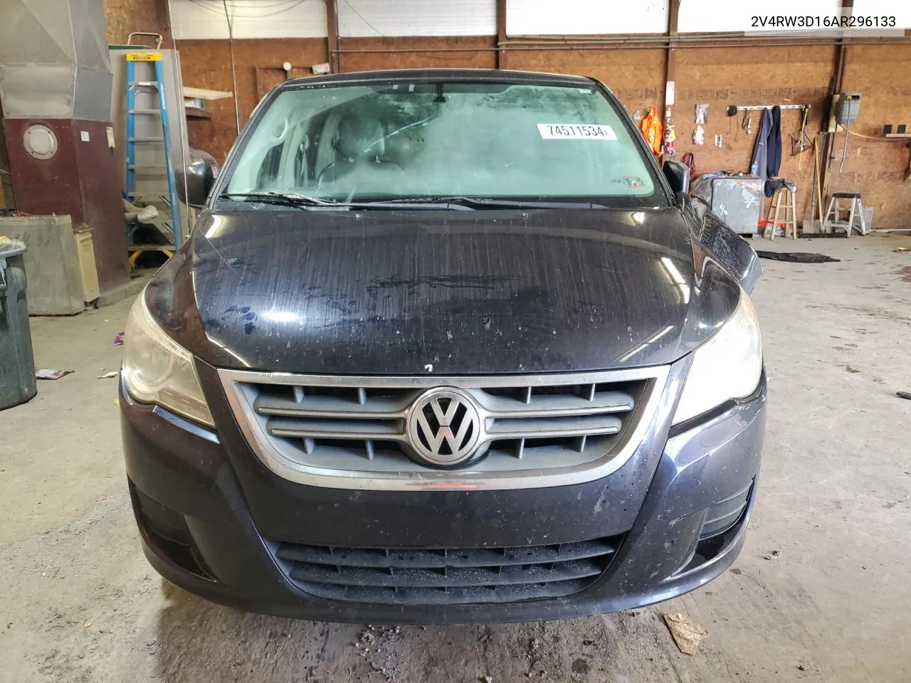 2010 Volkswagen Routan Se VIN: 2V4RW3D16AR296133 Lot: 74511534