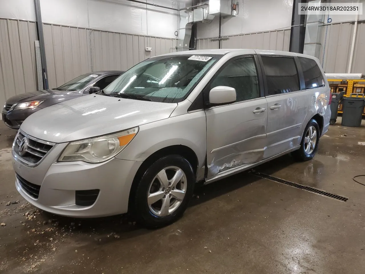 2010 Volkswagen Routan Se VIN: 2V4RW3D18AR202351 Lot: 77172724