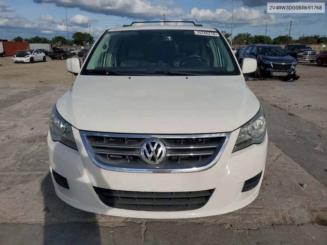 2011 Volkswagen Routan Se VIN: 2V4RW3DG0BR691768 Lot: 75745714