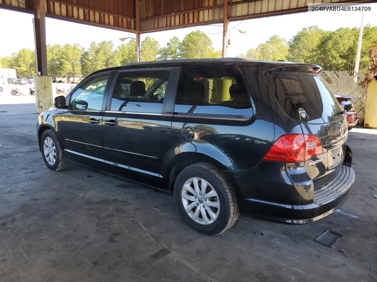 2014 Volkswagen Routan Se VIN: 2C4RVABG4ER134709 Lot: 76879134