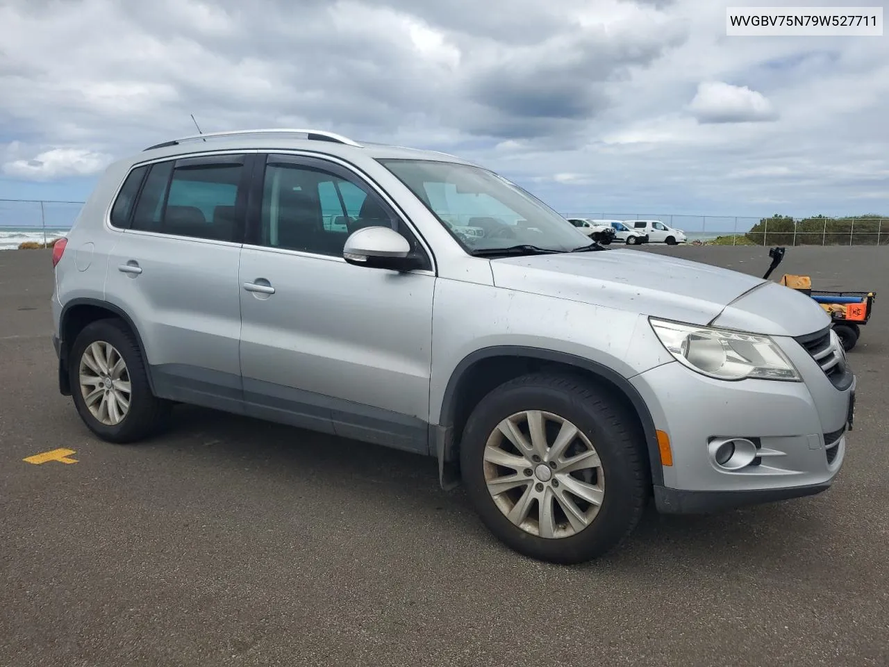 WVGBV75N79W527711 2009 Volkswagen Tiguan Se