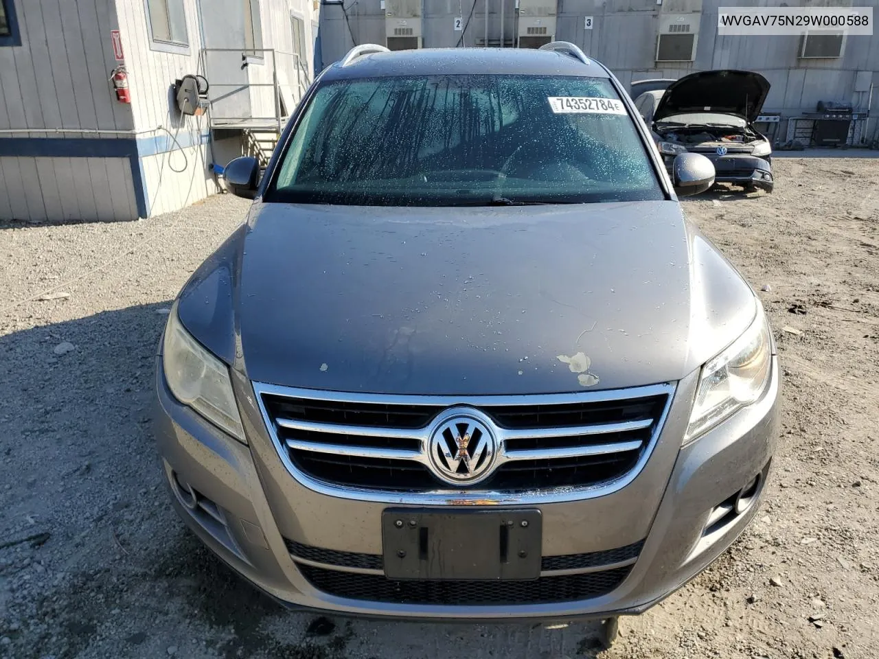 2009 Volkswagen Tiguan S VIN: WVGAV75N29W000588 Lot: 74352784