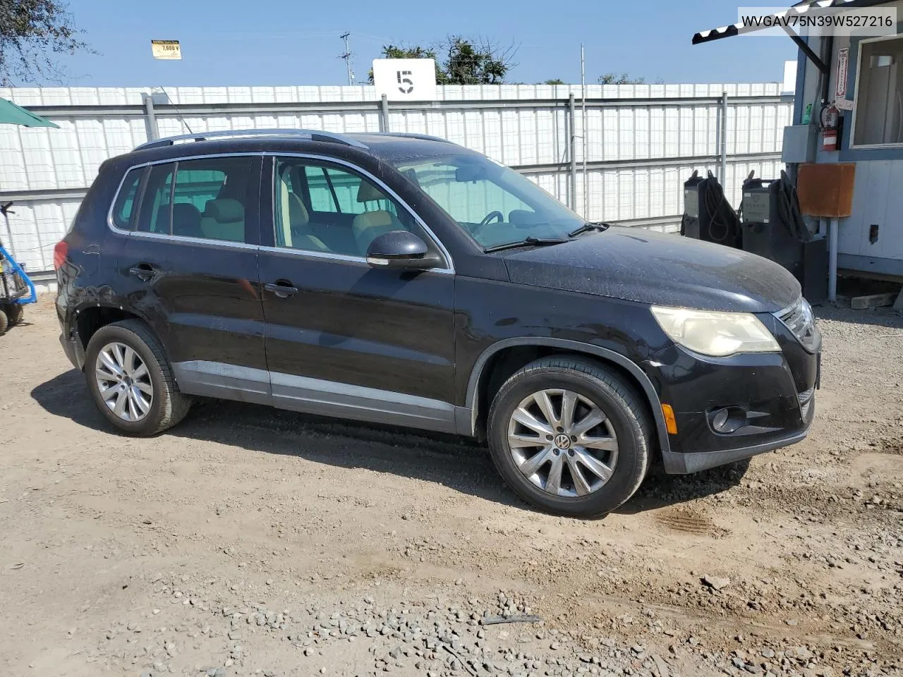 2009 Volkswagen Tiguan S VIN: WVGAV75N39W527216 Lot: 75563864