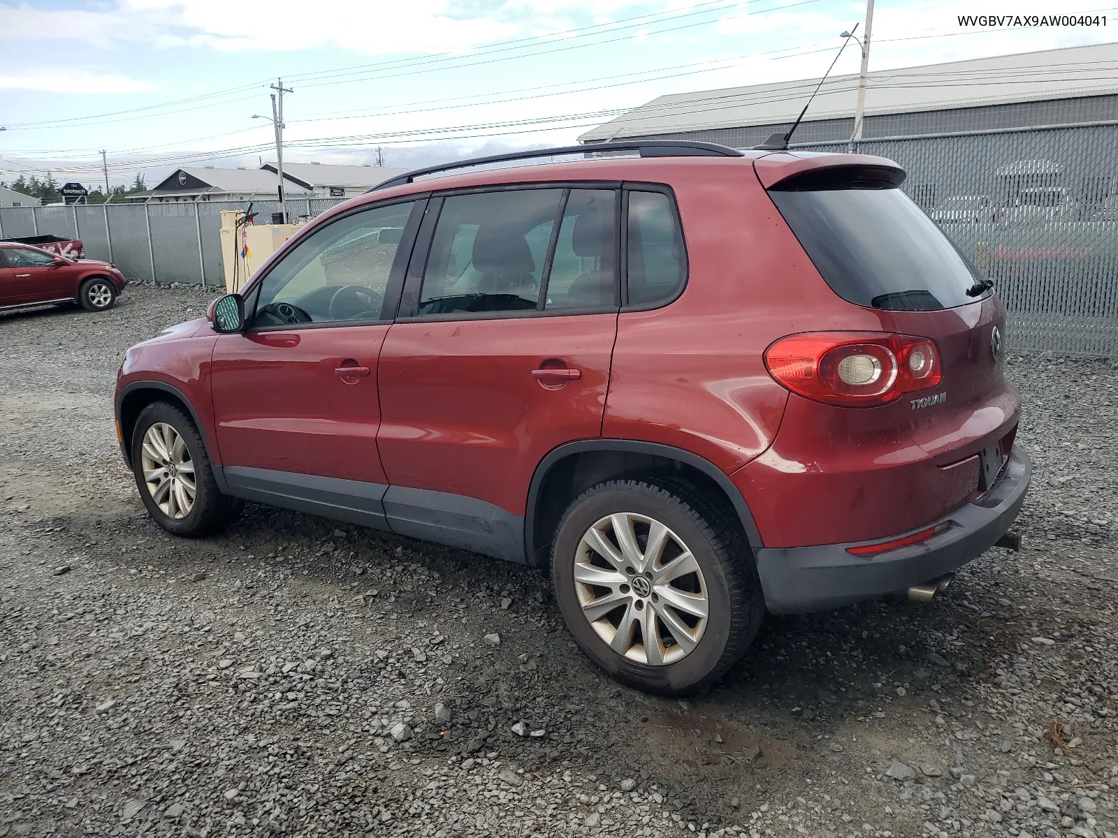 WVGBV7AX9AW004041 2010 Volkswagen Tiguan Se