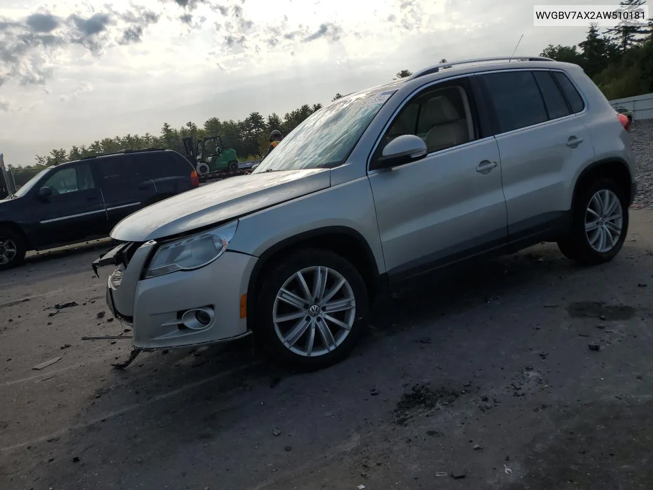 WVGBV7AX2AW510181 2010 Volkswagen Tiguan Se