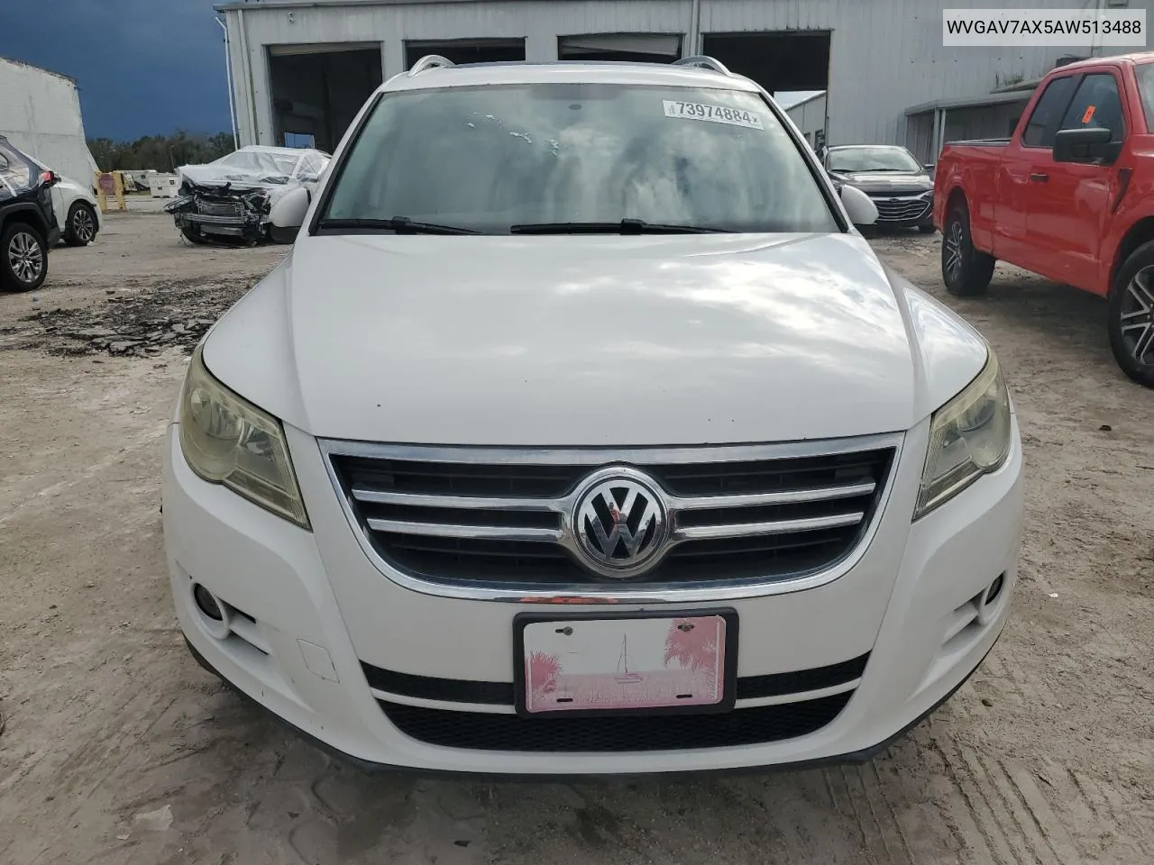 2010 Volkswagen Tiguan S VIN: WVGAV7AX5AW513488 Lot: 73974884