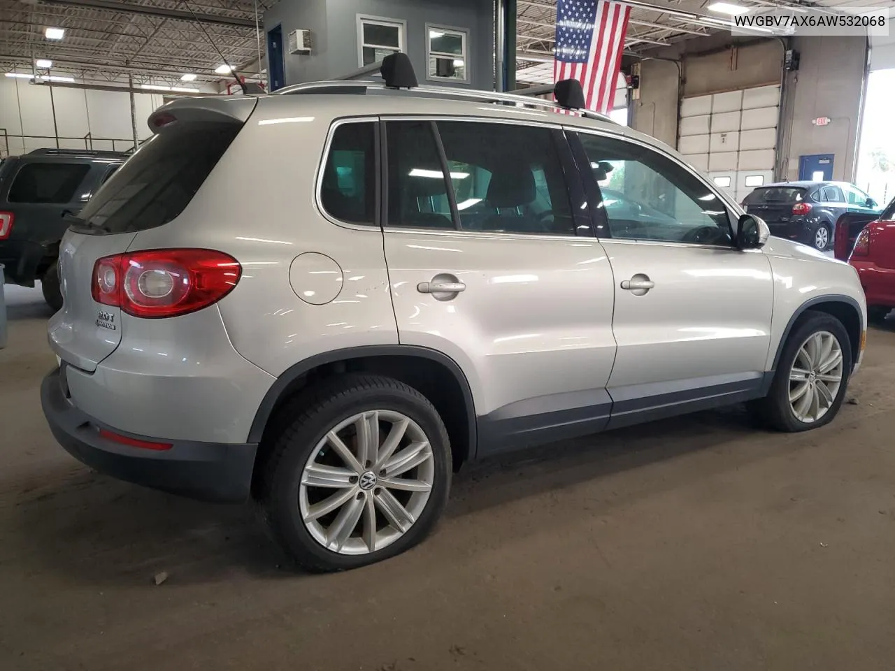 2010 Volkswagen Tiguan Se VIN: WVGBV7AX6AW532068 Lot: 77249294