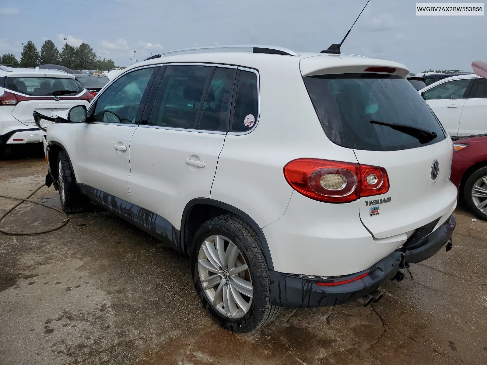 WVGBV7AX2BW553856 2011 Volkswagen Tiguan S