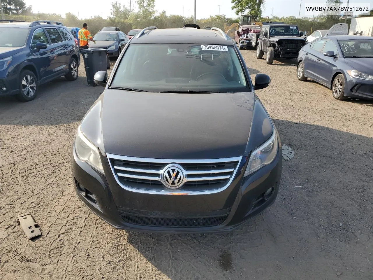 2011 Volkswagen Tiguan S VIN: WVGBV7AX7BW512672 Lot: 70485074