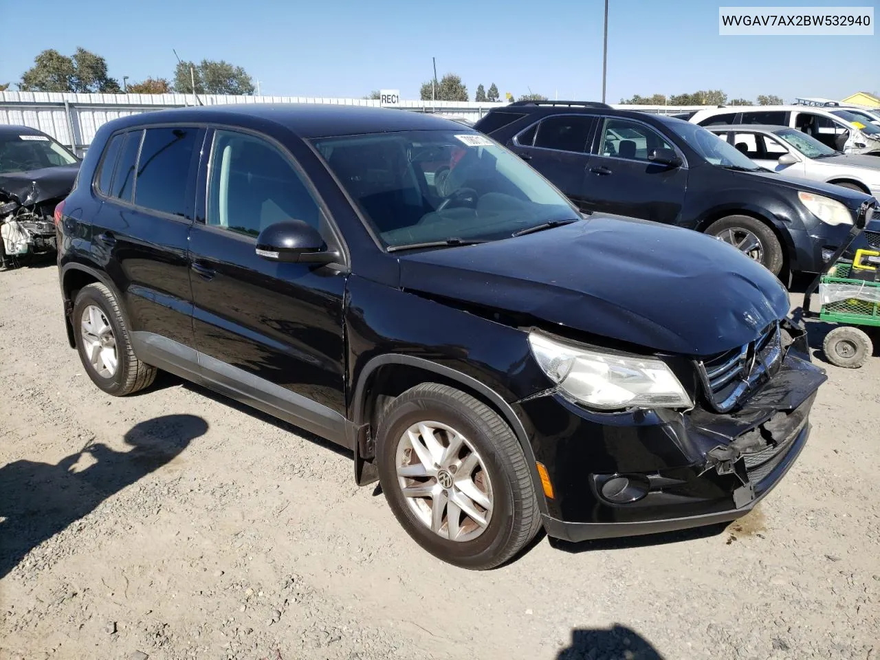 2011 Volkswagen Tiguan S VIN: WVGAV7AX2BW532940 Lot: 70807174