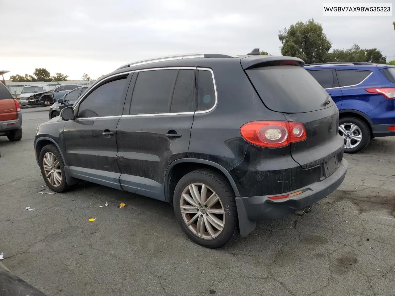 WVGBV7AX9BW535323 2011 Volkswagen Tiguan S