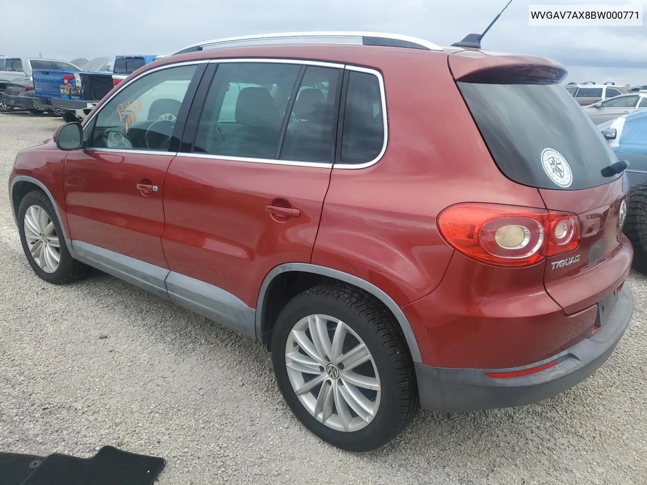 2011 Volkswagen Tiguan S VIN: WVGAV7AX8BW000771 Lot: 74138524